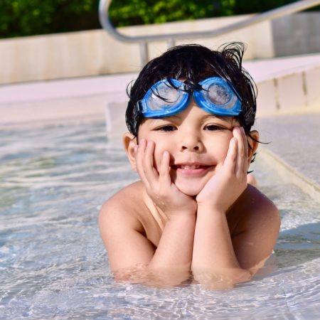 boy-in-a-pool-2326887 boy-in-a-pool-2326887